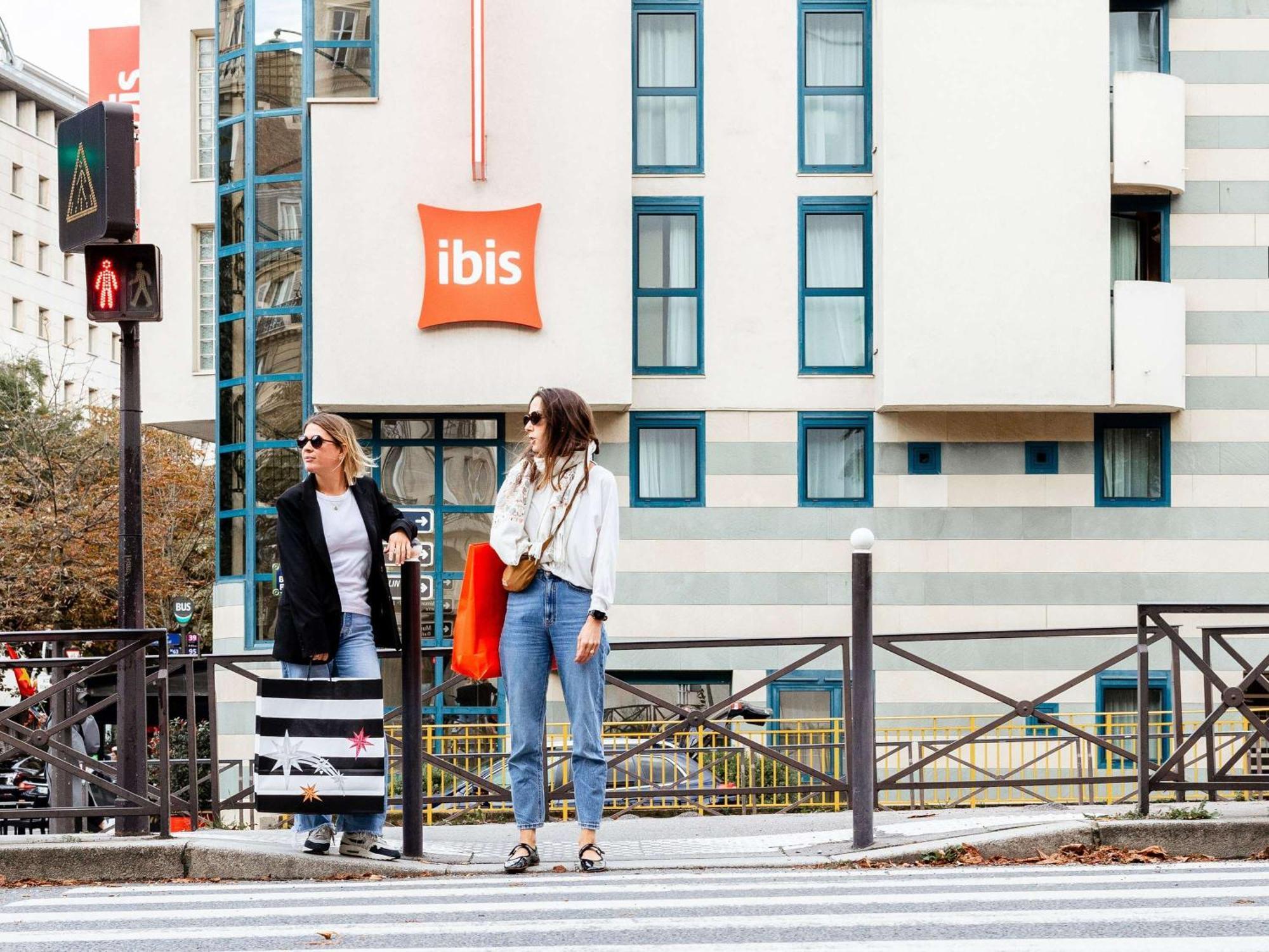 Hotel Ibis Paris Gare Montparnasse 15Eme Exterior foto