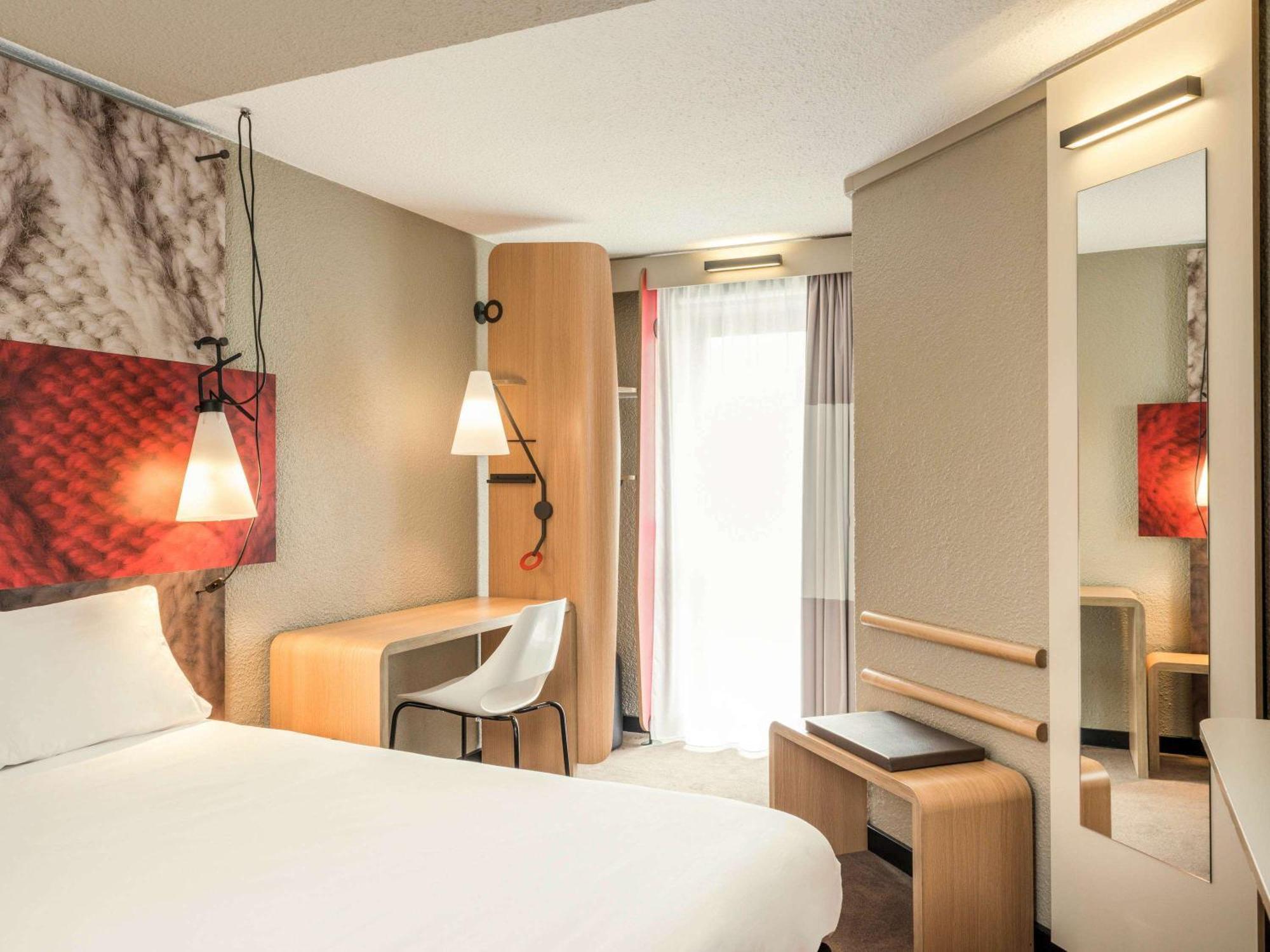 Hotel Ibis Paris Gare Montparnasse 15Eme Exterior foto